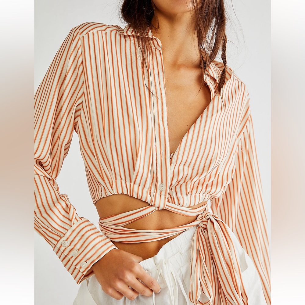 Free People My Everything Wrap Top size Medium